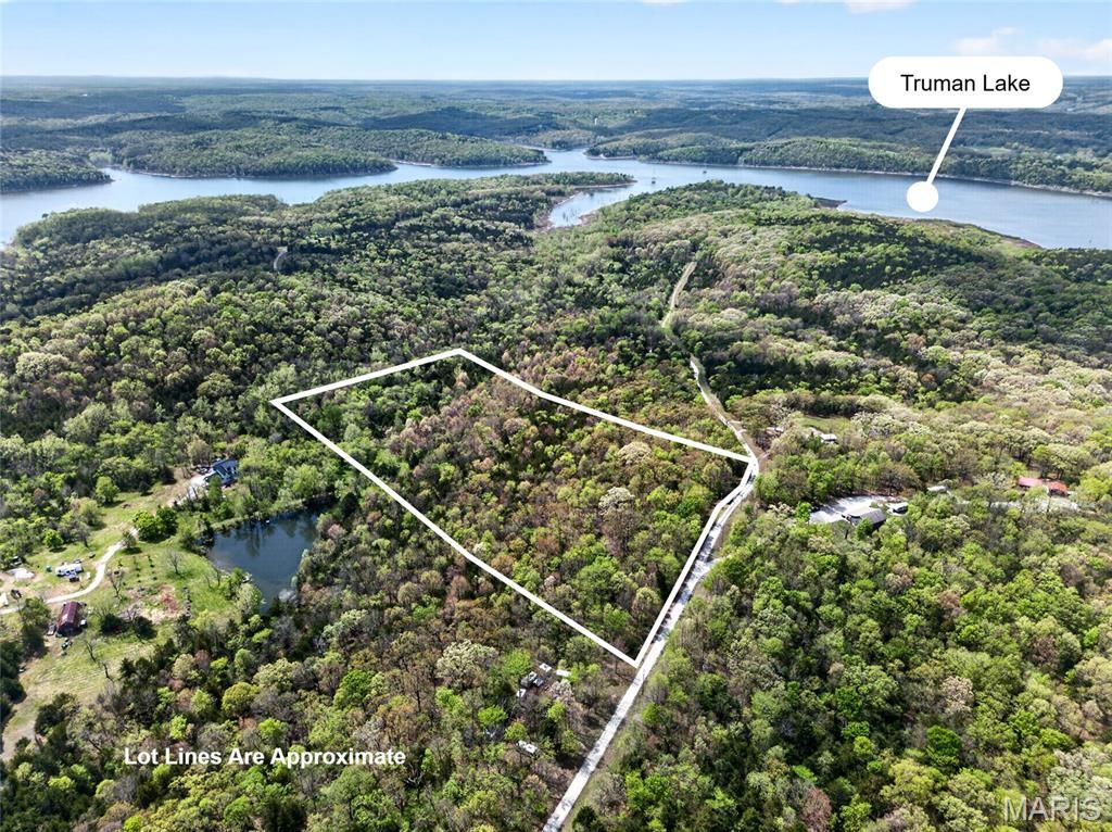 Photo of 000 M- Crabtree Avenue, Warsaw, MO 65355 (MLS # 26024583)