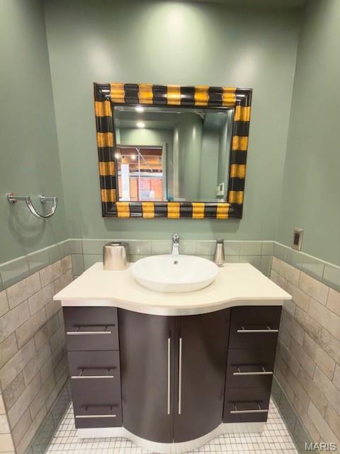Hadley Square Condominium - Residential Lease
