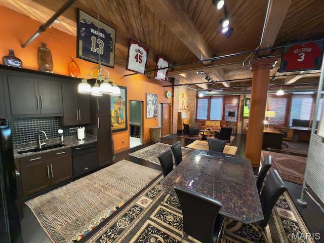 Hadley Square Condominium - Residential Lease