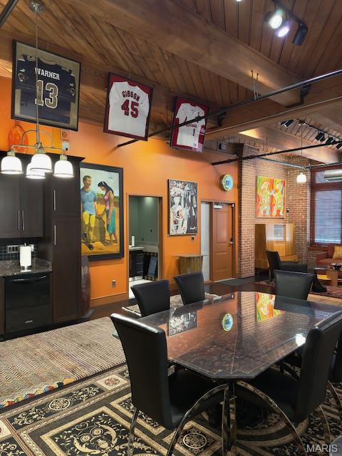 Hadley Square Condominium - Residential Lease