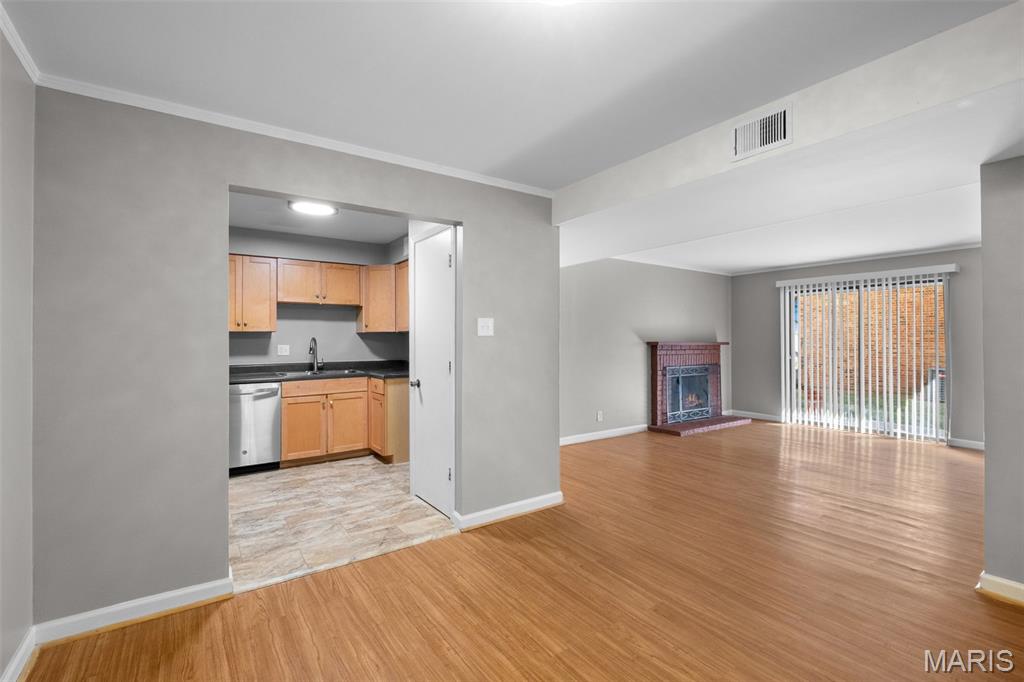 Summerwood Condo Ph Two - Residential