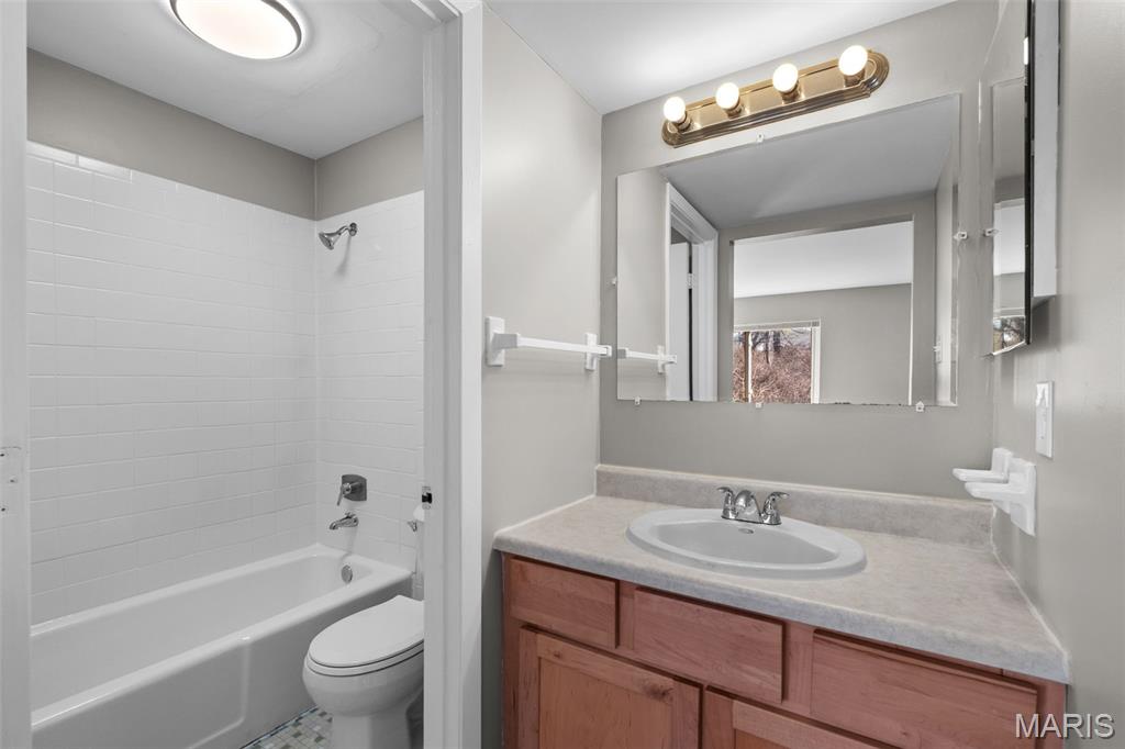 Summerwood Condo Ph Two - Residential