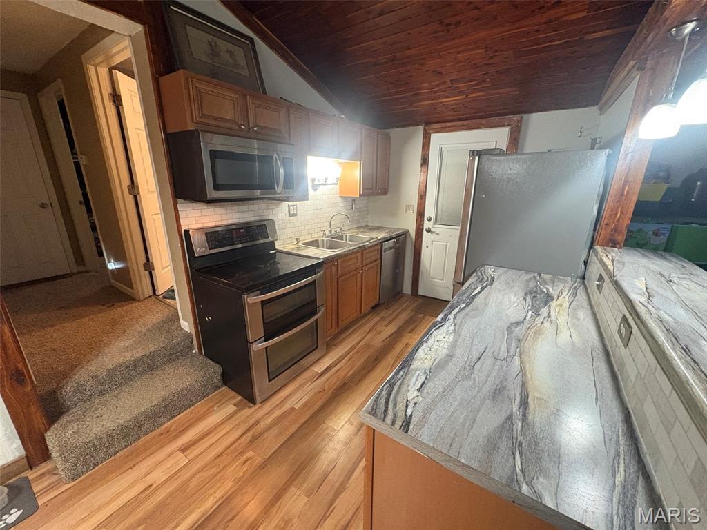 4736 Orchard Cors