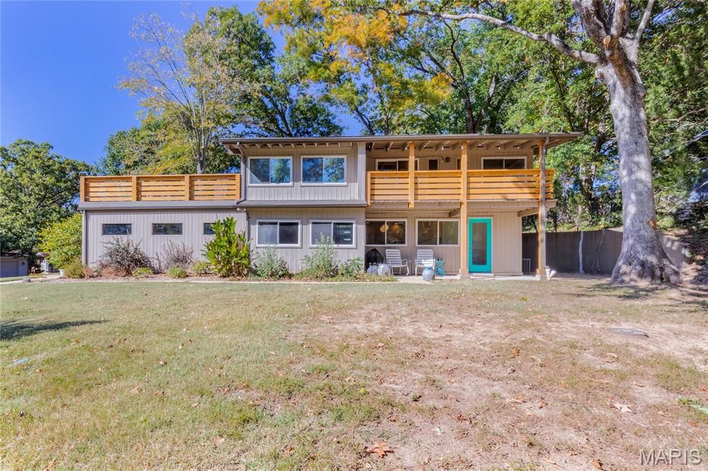 Photo of 680 Craigwoods Drive, Kirkwood, MO 63122 (MLS # 25067565)