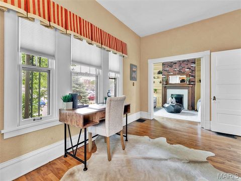 Tiny photo for 440 E Bradford Avenue, Webster Groves, MO 63119 (MLS # 26019232)