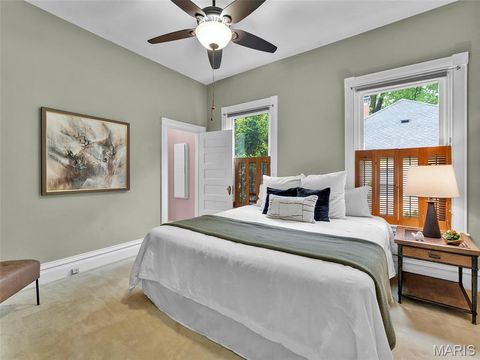 Tiny photo for 440 E Bradford Avenue, Webster Groves, MO 63119 (MLS # 26019232)