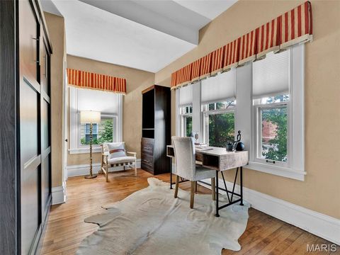 Tiny photo for 440 E Bradford Avenue, Webster Groves, MO 63119 (MLS # 26019232)