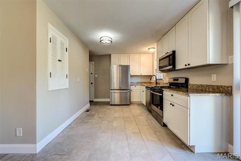Tiny photo for 12759 Foxhound Drive, Maryland Heights, MO 63043 (MLS # 25069368)