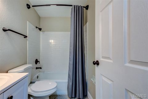 Tiny photo for 12759 Foxhound Drive, Maryland Heights, MO 63043 (MLS # 25069368)