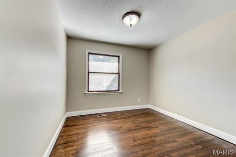 Tiny photo for 12759 Foxhound Drive, Maryland Heights, MO 63043 (MLS # 25069368)