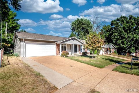 Tiny photo for 12759 Foxhound Drive, Maryland Heights, MO 63043 (MLS # 25069368)