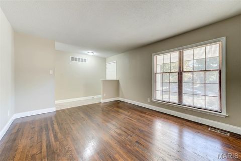 Tiny photo for 12759 Foxhound Drive, Maryland Heights, MO 63043 (MLS # 25069368)