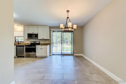 Tiny photo for 12759 Foxhound Drive, Maryland Heights, MO 63043 (MLS # 25069368)