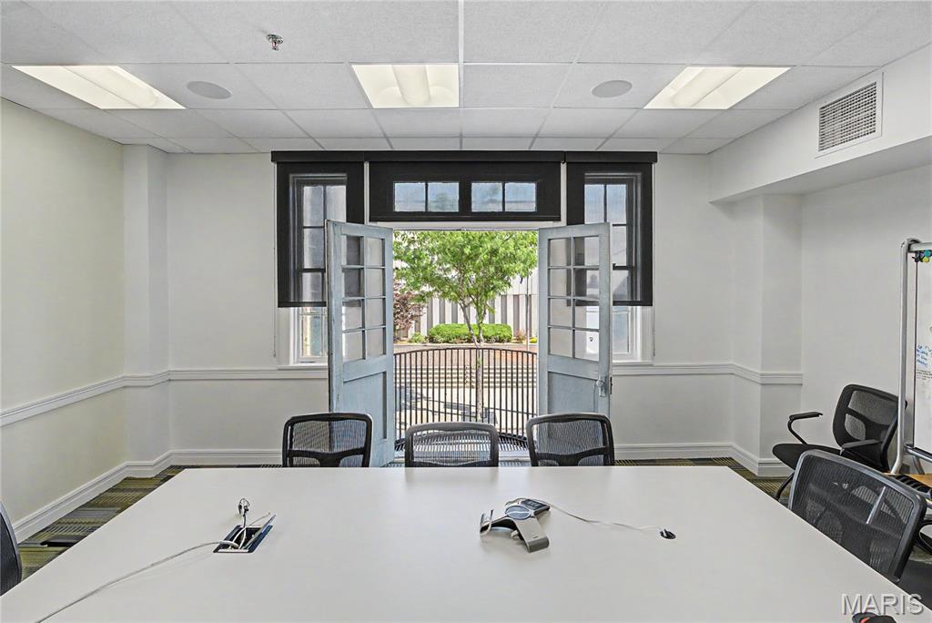 Range D - Commercial Lease
