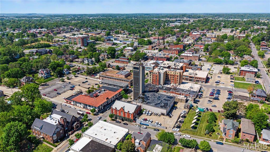 Range D - Commercial Lease