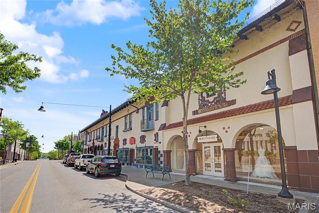 Range D - Commercial Lease