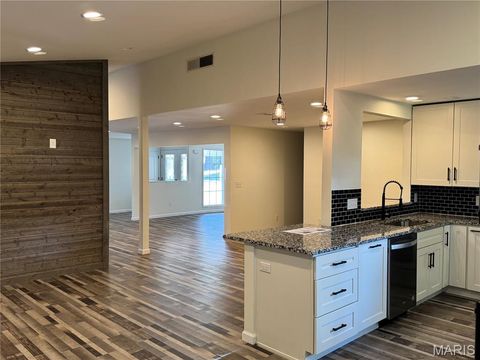 Tiny photo for 1529 Tryon Drive, Creve Coeur, MO 63146 (MLS # 25061608)