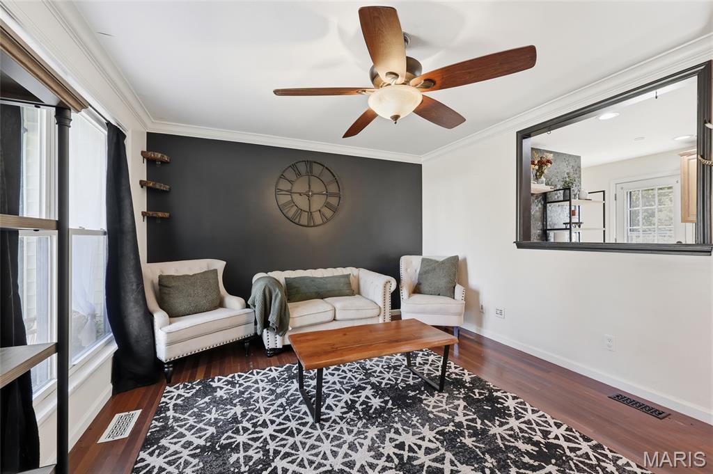 1262 Kings Trail Lane