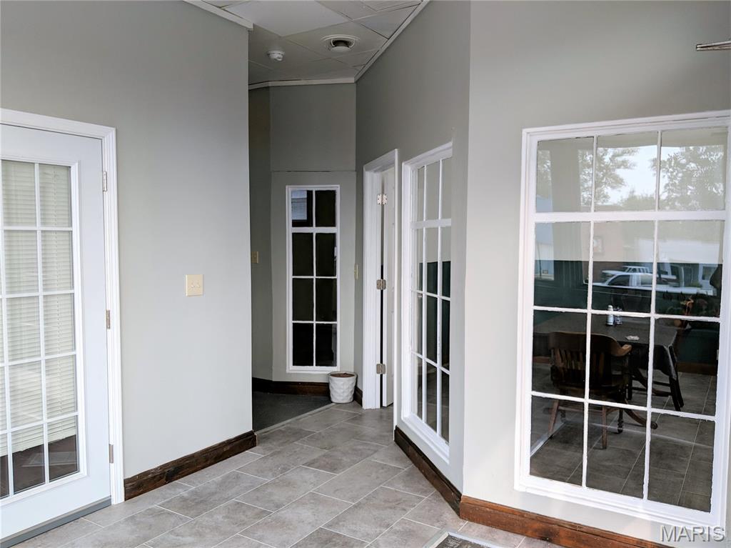 Normandy Grove - Commercial Lease