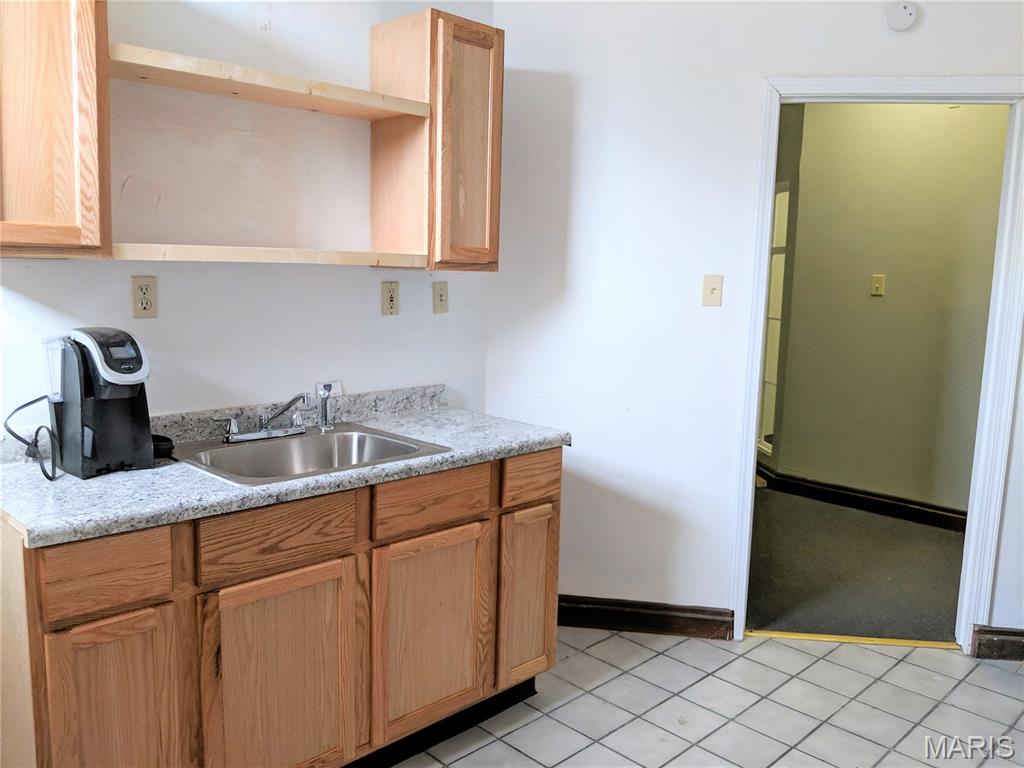 Normandy Grove - Commercial Lease