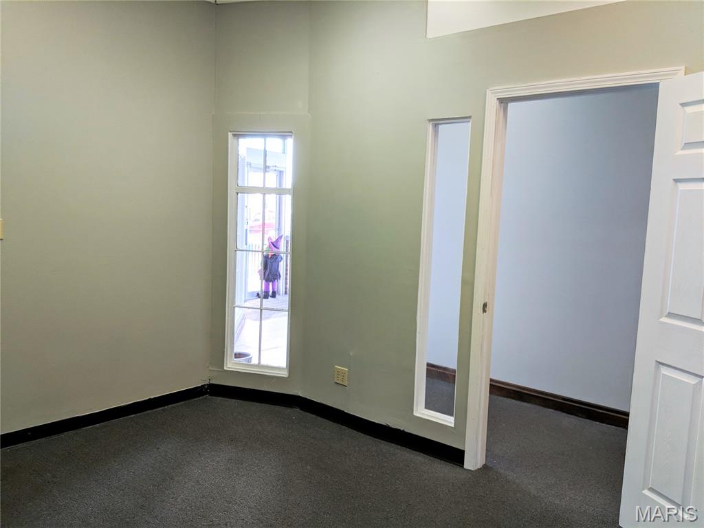 Normandy Grove - Commercial Lease