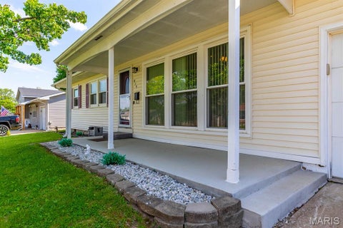Tiny photo for 915 Concordia Street, Mexico, MO 65265 (MLS # 26046725)