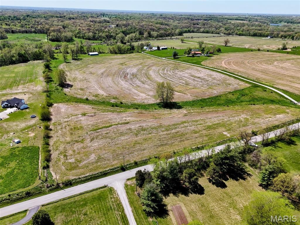 Photo of 418 County Road 418, Hannibal, MO 63401 (MLS # 26024267)