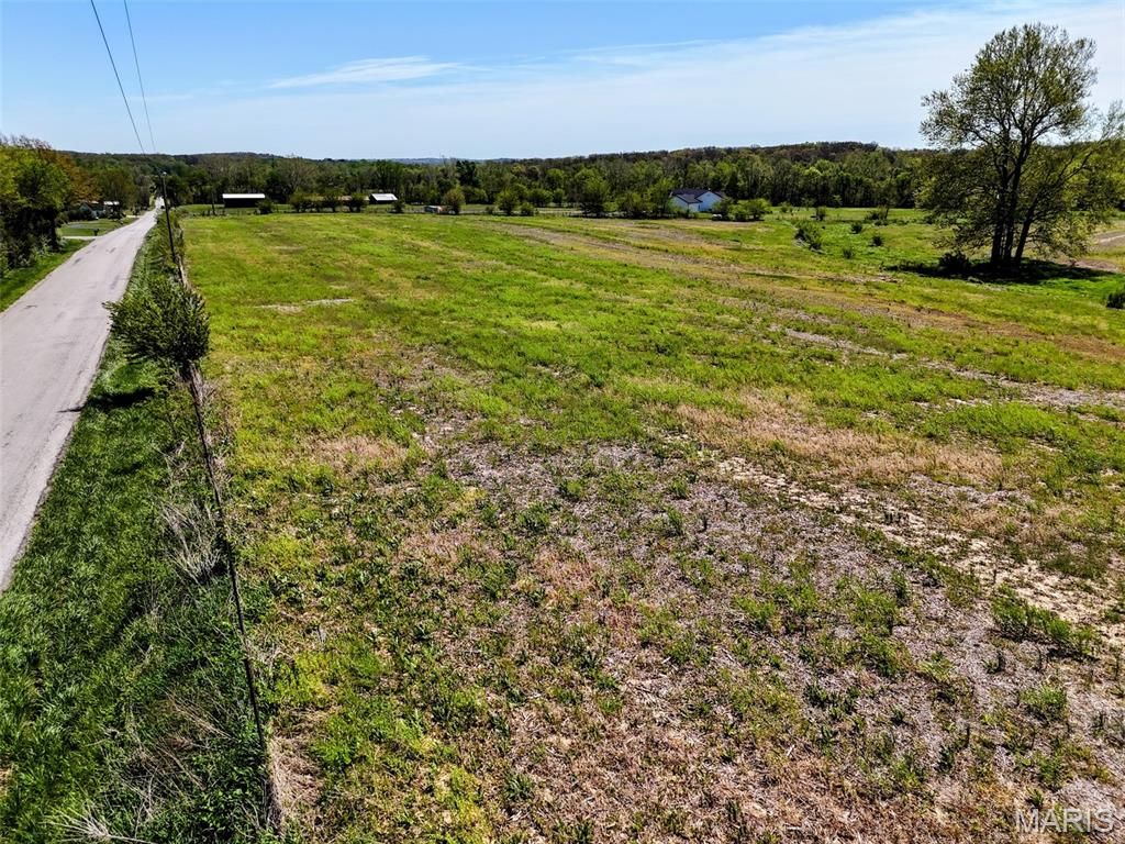 Photo of 418 County Road 418, Hannibal, MO 63401 (MLS # 26024267)