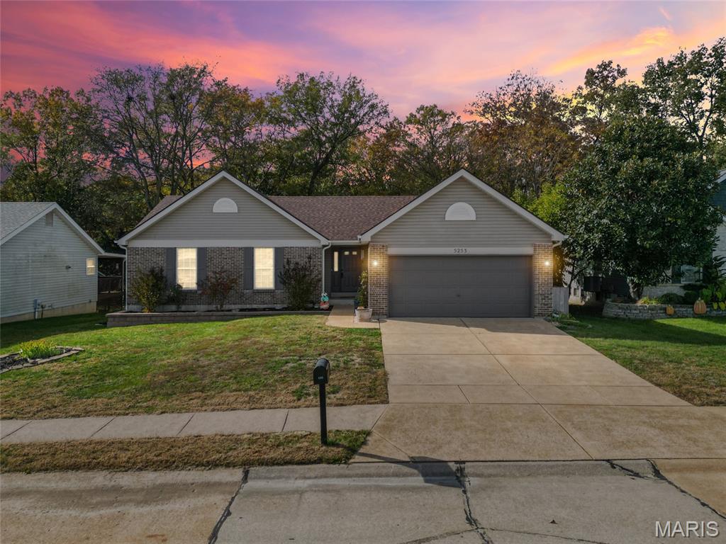 5253 Seasonbrooks Lane