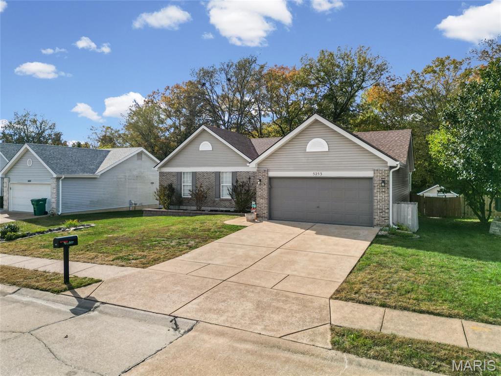 5253 Seasonbrooks Lane