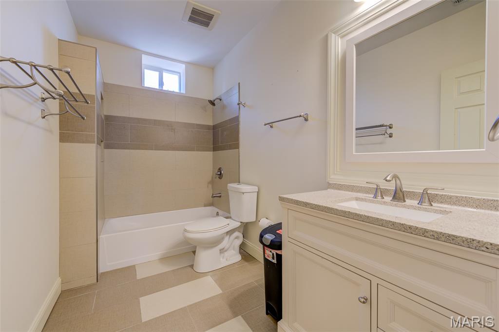 Unincorporated, Missouri 63129, United States, 5 Bedrooms Bedrooms, ,4 BathroomsBathrooms,Residential,Coming Soon,154662