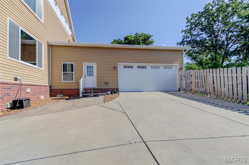 Unincorporated, Missouri 63129, United States, 5 Bedrooms Bedrooms, ,4 BathroomsBathrooms,Residential,Coming Soon,154662