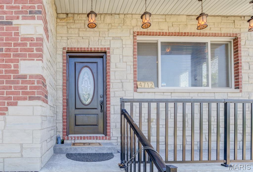 Unincorporated, Missouri 63129, United States, 5 Bedrooms Bedrooms, ,4 BathroomsBathrooms,Residential,Coming Soon,154662