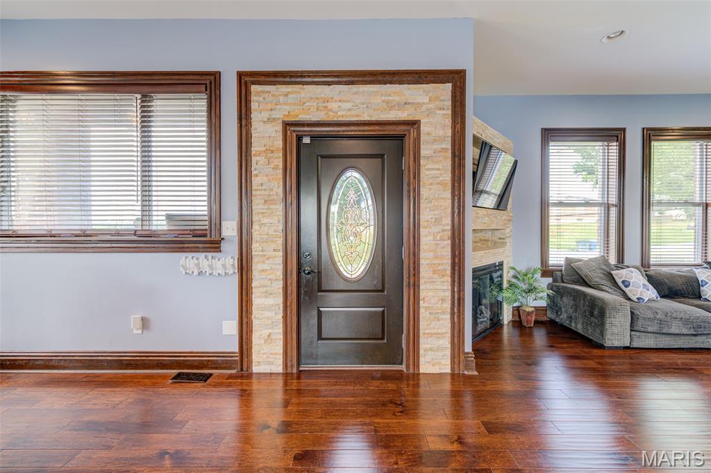 Unincorporated, Missouri 63129, United States, 5 Bedrooms Bedrooms, ,4 BathroomsBathrooms,Residential,Coming Soon,154662