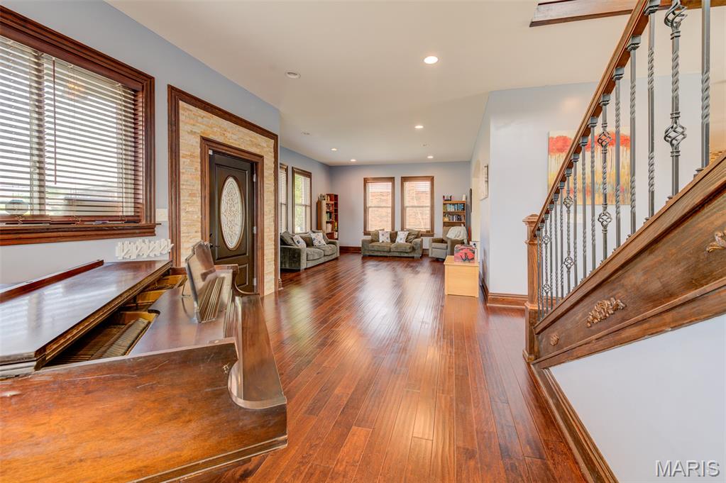 Unincorporated, Missouri 63129, United States, 5 Bedrooms Bedrooms, ,4 BathroomsBathrooms,Residential,Coming Soon,154662