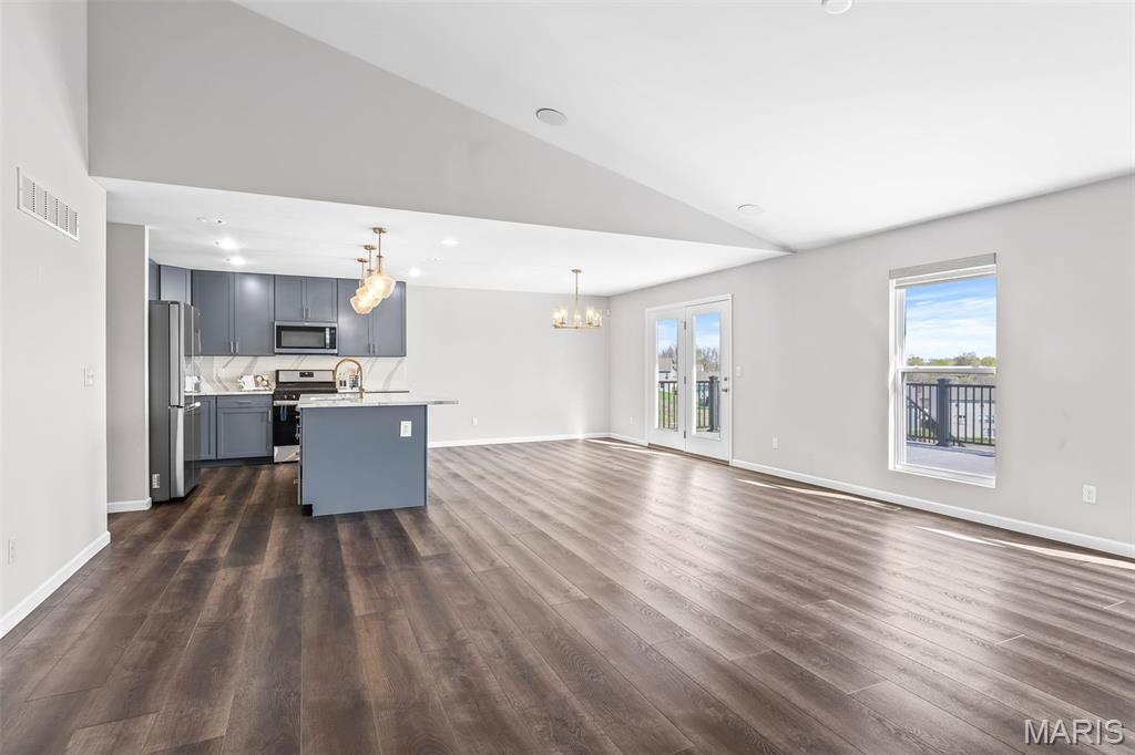 Kingston Hills - Residential