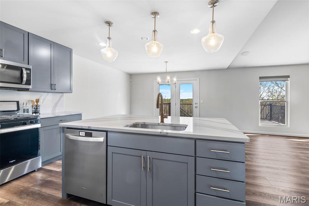 Kingston Hills - Residential