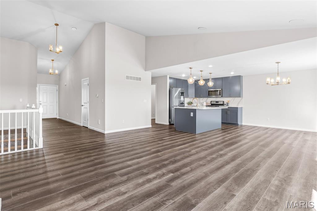 Kingston Hills - Residential