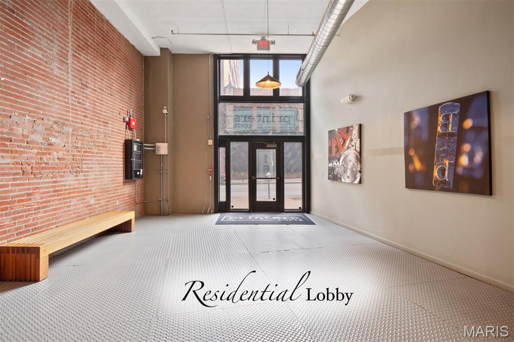 Printers Lofts - Residential Lease