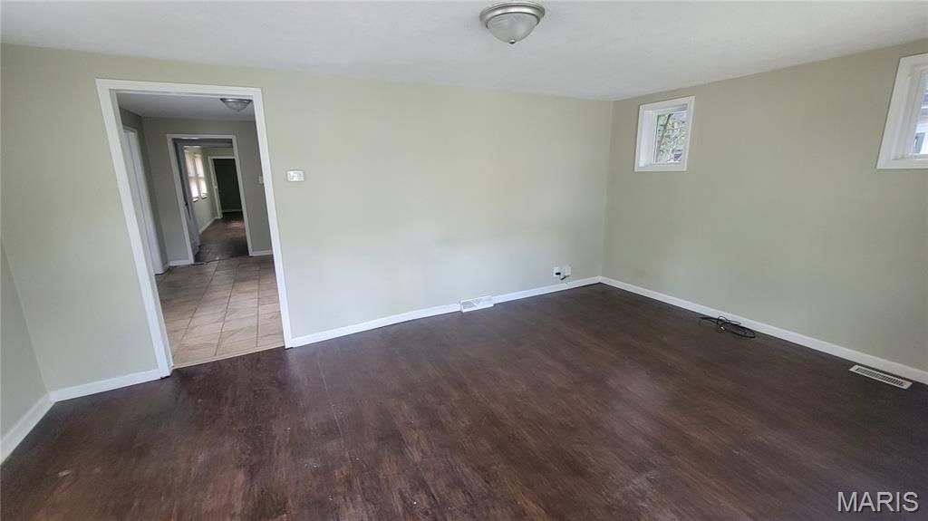 Photo of 4350 Bingham Avenue, St Louis, MO 63116 (MLS # 26027277)