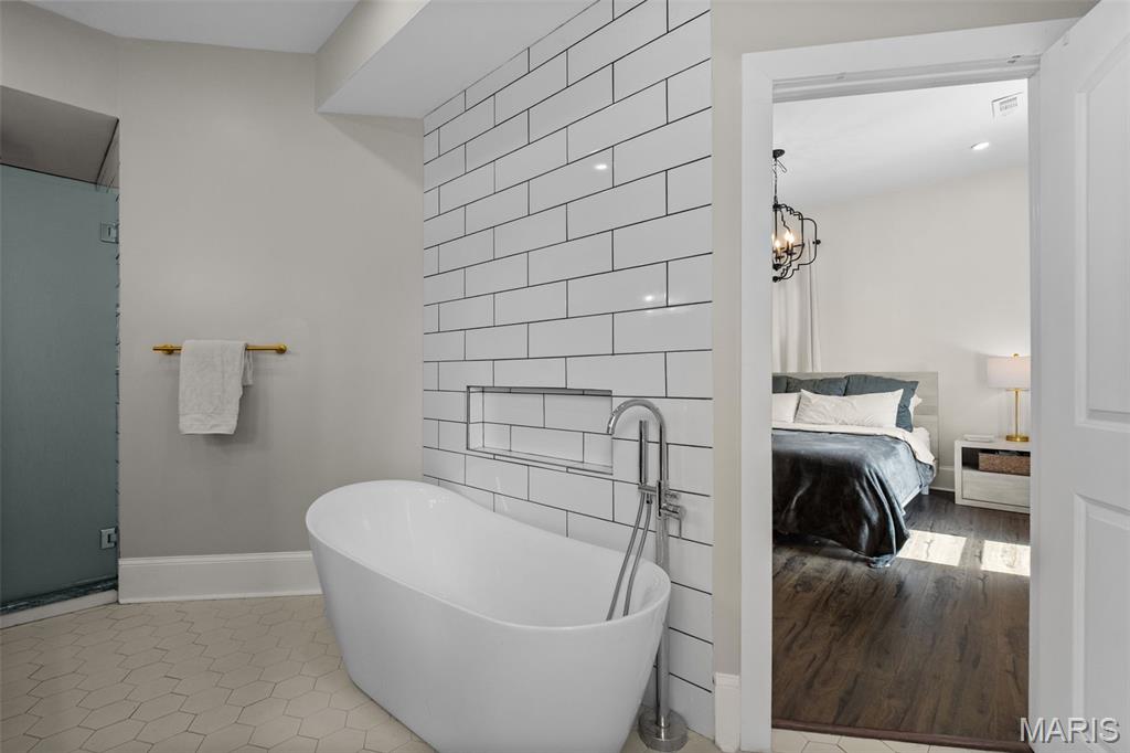 Lindell Add 02 - Residential