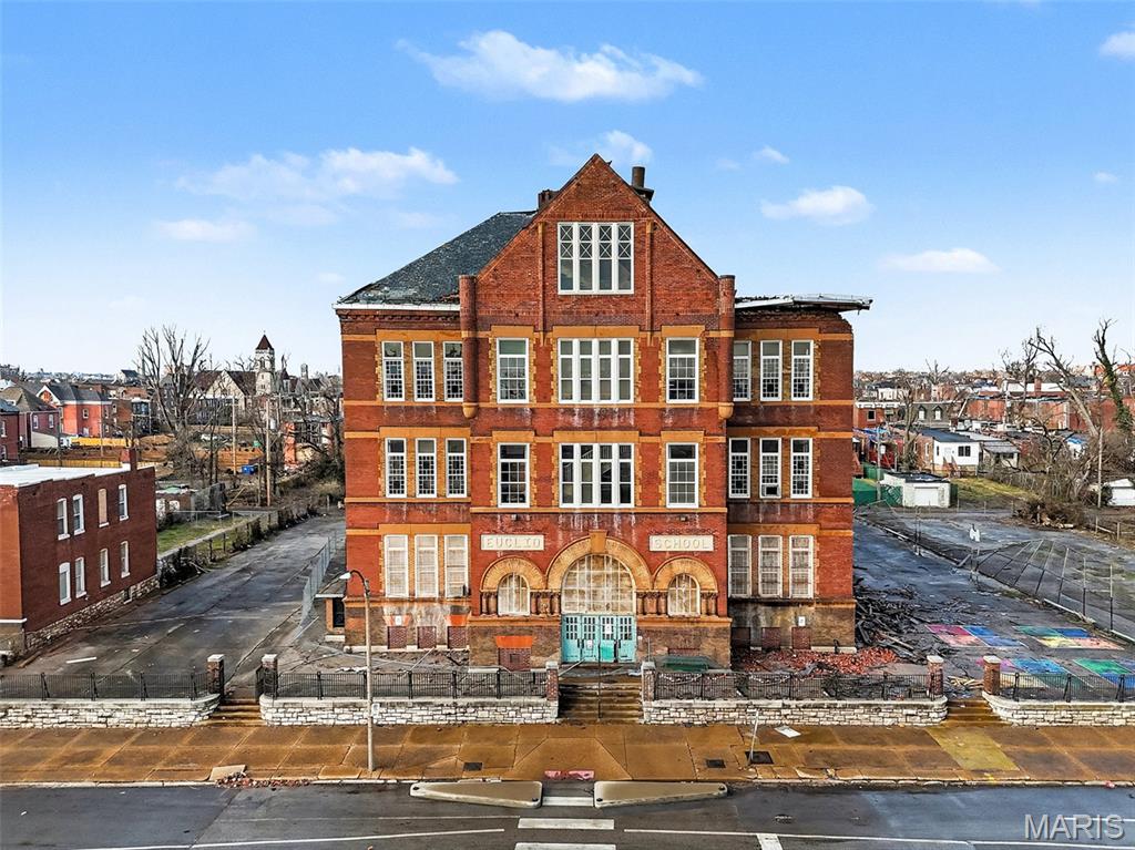 Aubert Place Add - Commercial Sale