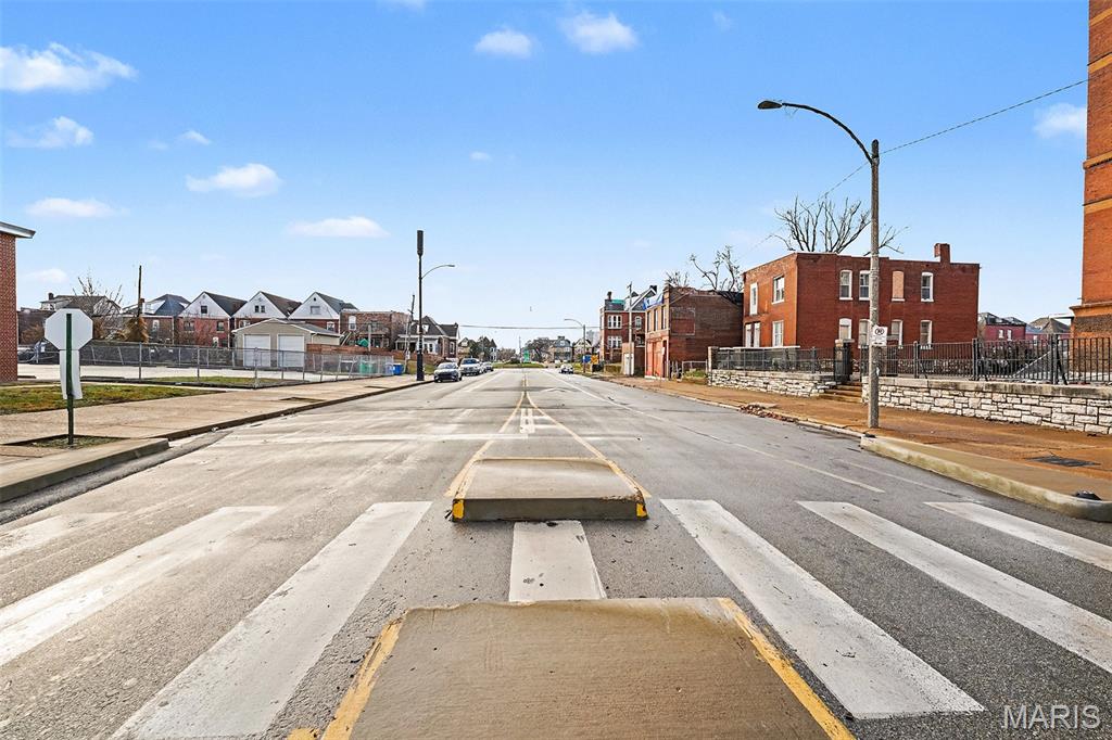 Aubert Place Add - Commercial Sale