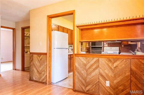 Tiny photo for 2 Garden Lane, Monroe City, MO 63456 (MLS # 26031125)