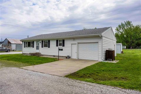 Tiny photo for 2 Garden Lane, Monroe City, MO 63456 (MLS # 26031125)