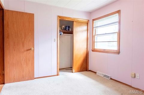 Tiny photo for 2 Garden Lane, Monroe City, MO 63456 (MLS # 26031125)