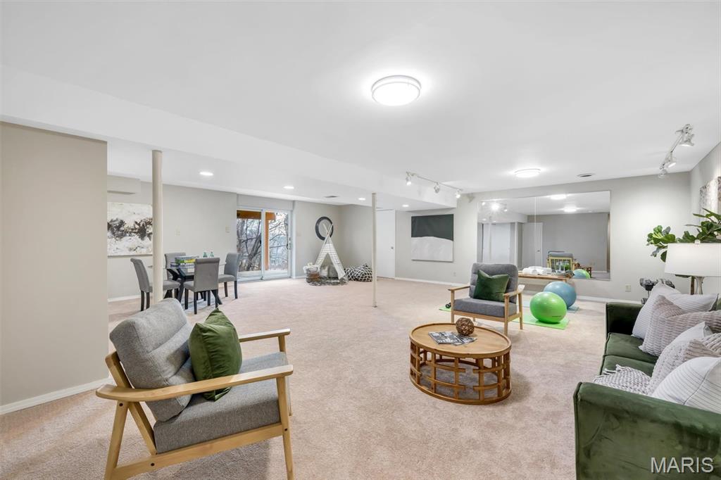 Chesterfield Hill 2 - Residential