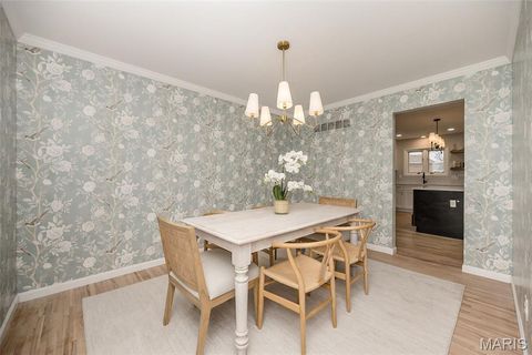 Tiny photo for 6 Pittsfield Court, Chesterfield, MO 63017 (MLS # 26011665)