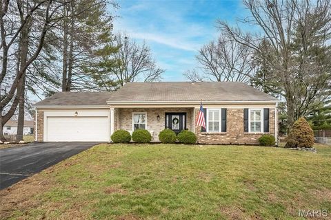 6 Pittsfield Court Chesterfield MO 63017