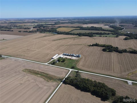 Photo of 15292 County Line Road, Monroe City, MO 63456 (MLS # 26064451)